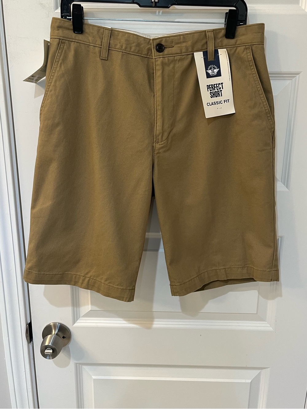 NWT! Dockers Men’s The Perfect Shorts Classic Fit Tan Size 32 Causal Flat Front